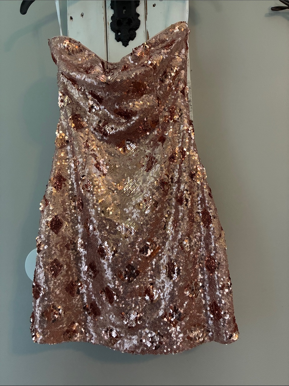 Lulus gold sequin strapless dress